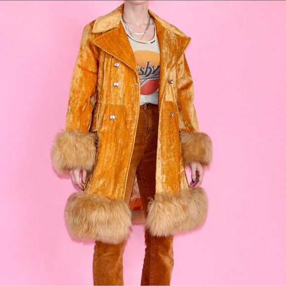 Country Pacer rare 60s gold velvet penny lane fur sleeve Russian coat - Picture 6 of 16